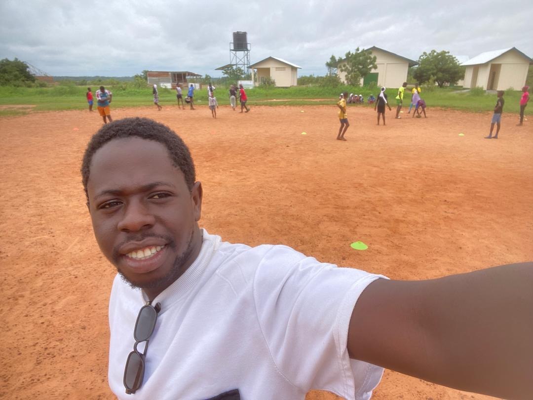 A moment beside the training field