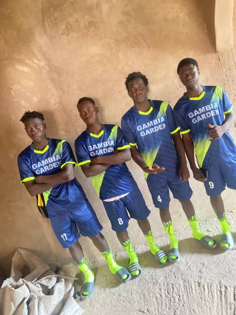 Four players in blue and lime
